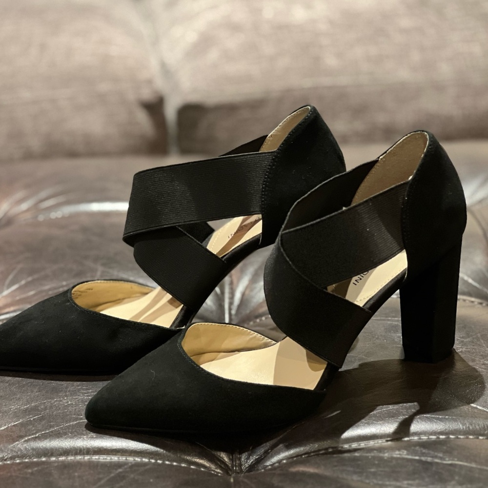 Adrienne Vittadini Black X-Wrap Suede & Leather Womens Heels Size 9M